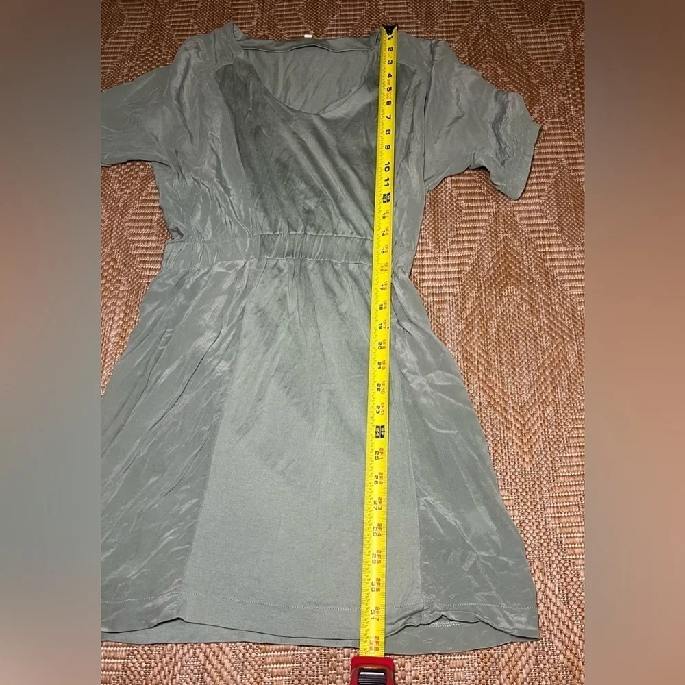 J.Crew Women Silk Sage Green V-Neck Pleat Shift Dress,Size XS,Great Condition